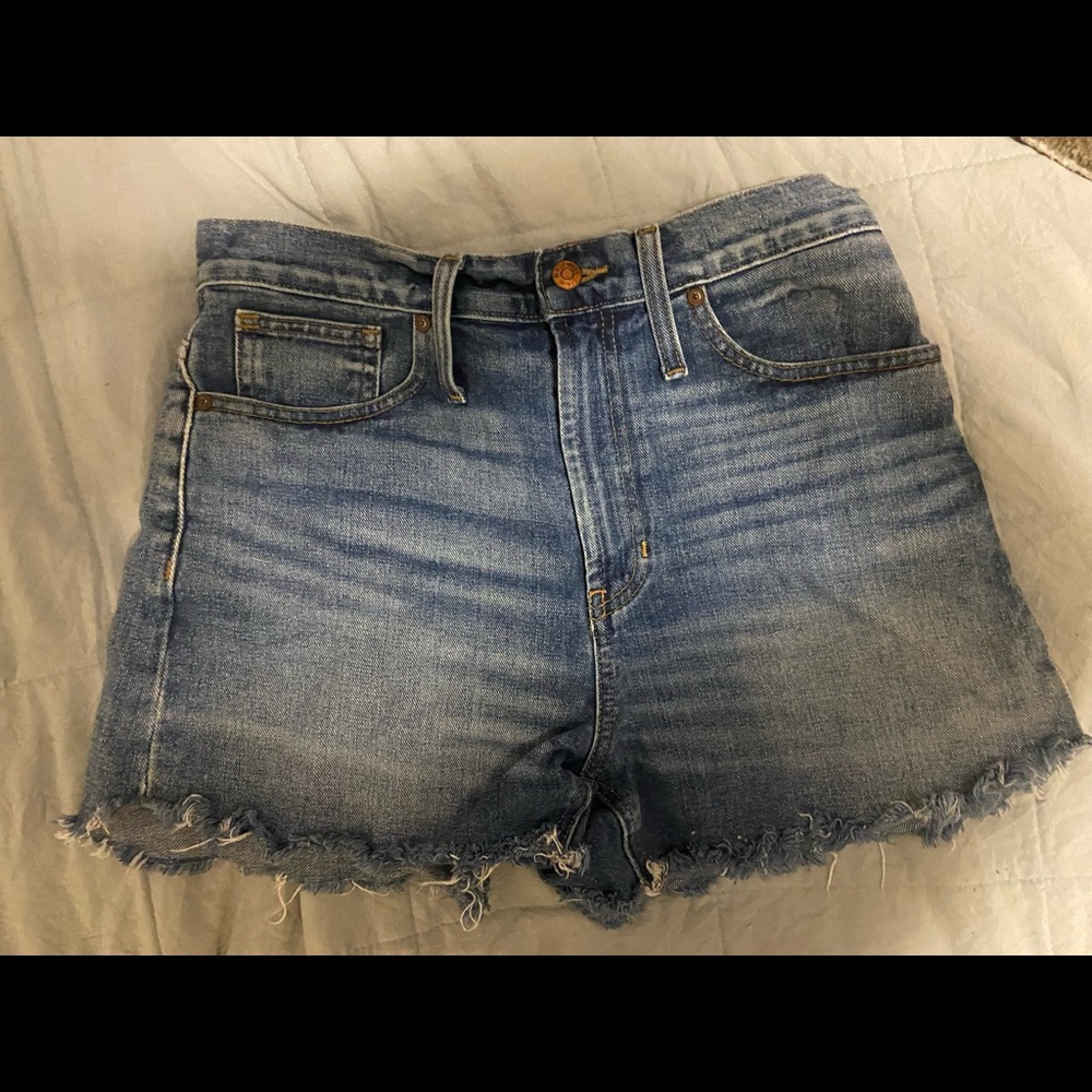 Madewell “The Perfect Jean Short” -High waisted